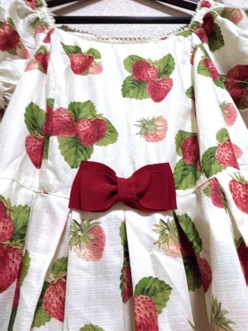 【未使用】ルルゲッタ Sweet Strawberry いちご柄 半袖ワンピース
