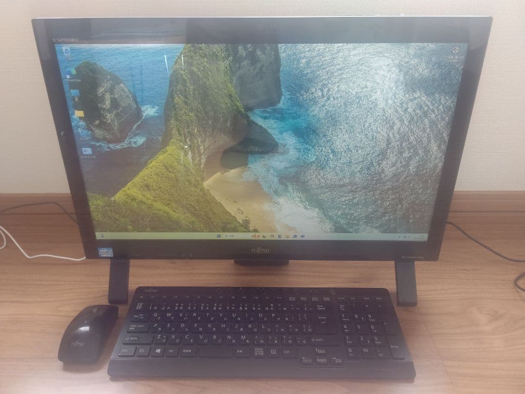 富士通 core i5 8GB SSD250GB オールインワンPC