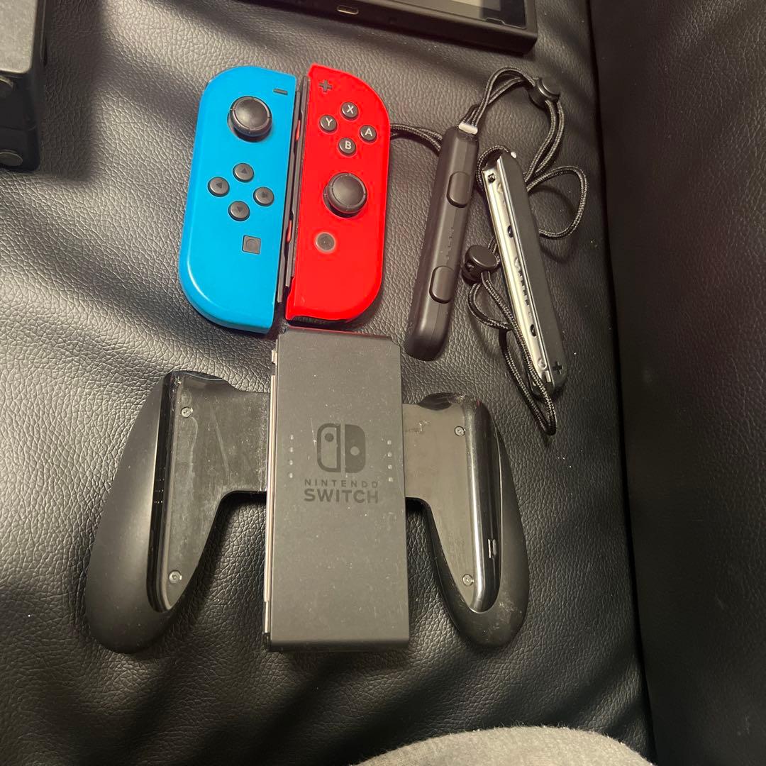 Nintendo Switch スイッチ本体　ネオンレッド/ネオンブルー