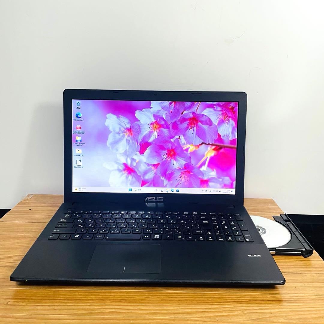 設定済すぐ使える 　ノートパソコンwindows11 オフィスSSDカメラDVD