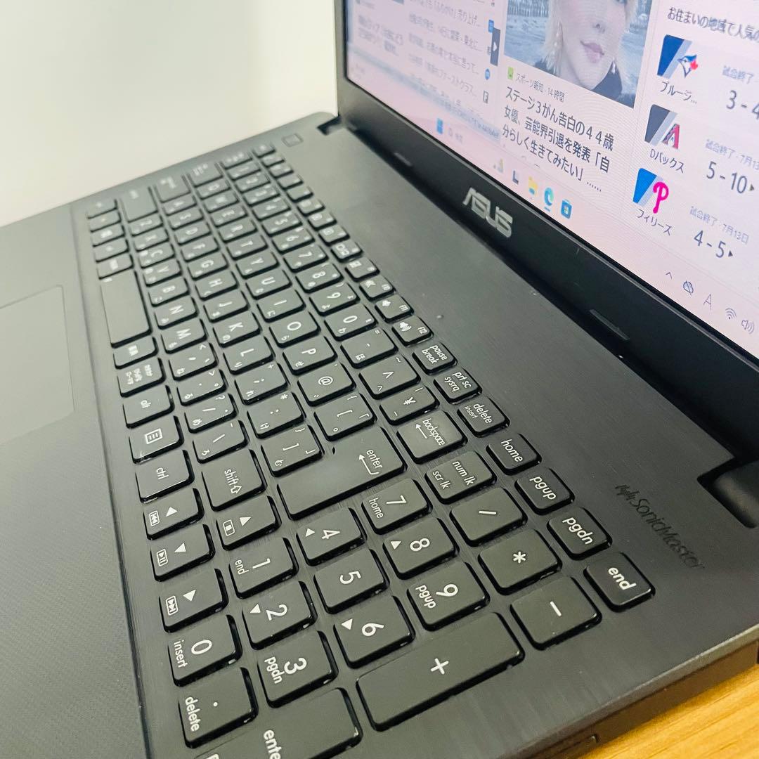 設定済すぐ使える 　ノートパソコンwindows11 オフィスSSDカメラDVD