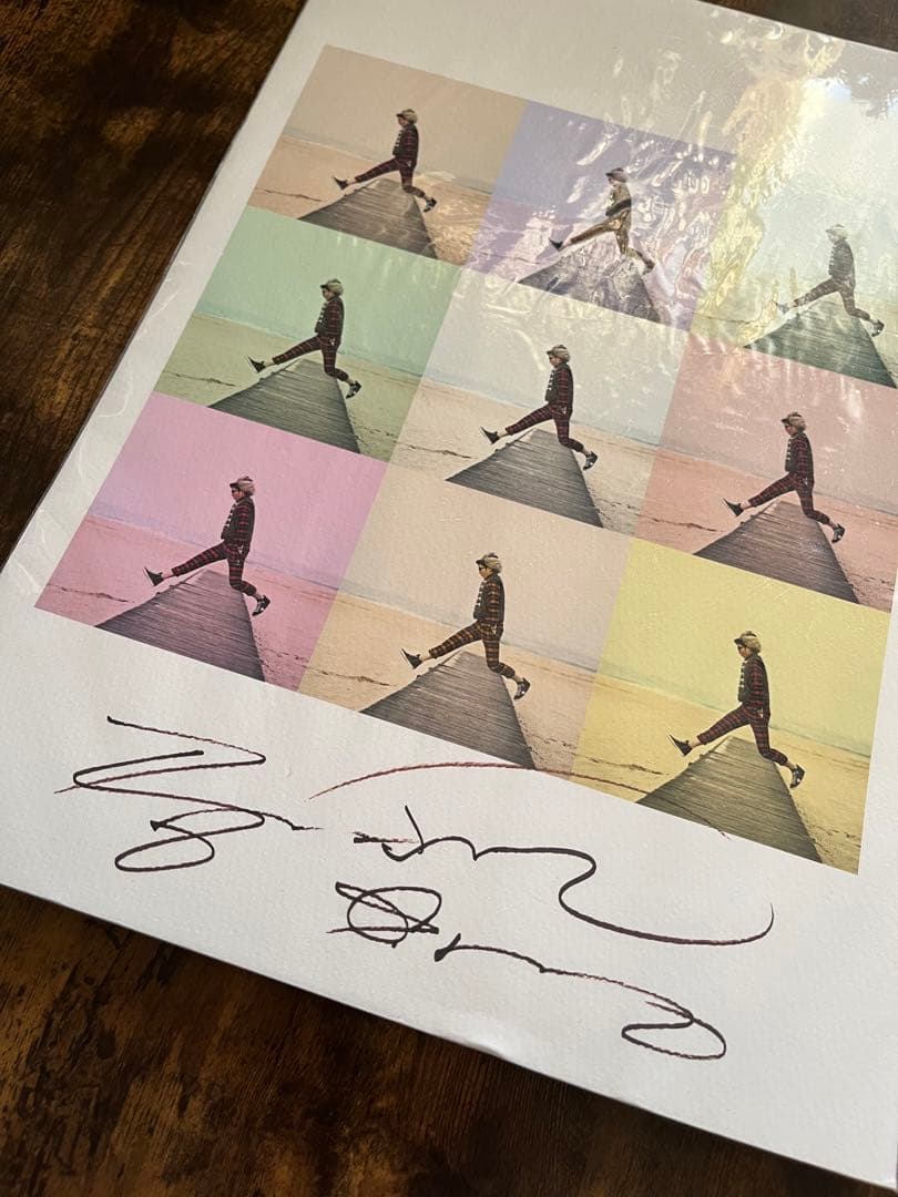 韓流　コン・ユ　サイン入り　Autographed photo MONSTER