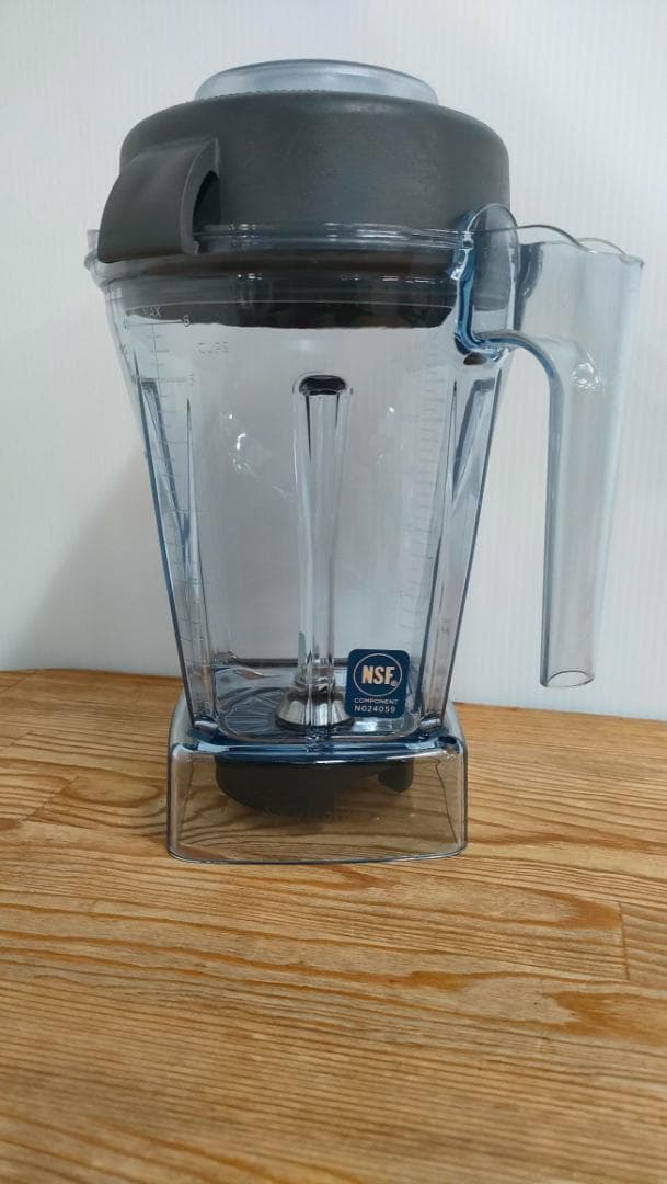 【美品】バイタミックス　E310　レッド　1611