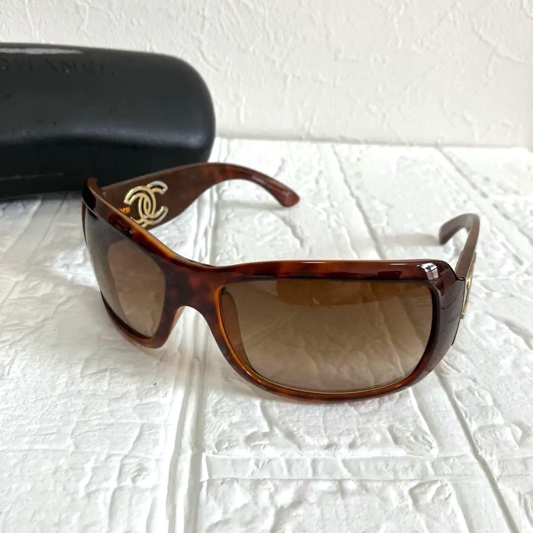 CHANEL シャネル　サングラス　ココマーク　ケース付き