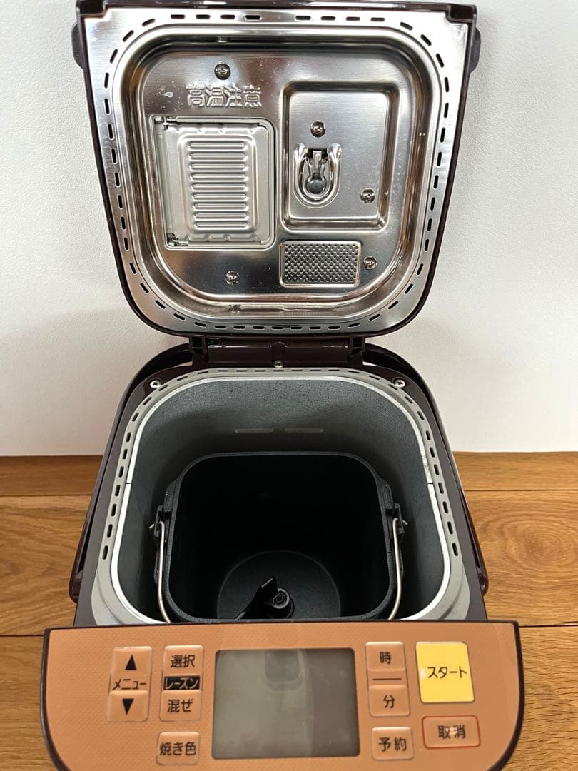 Panasonic ホームベーカリー　1斤タイプ　SD-BMT1001