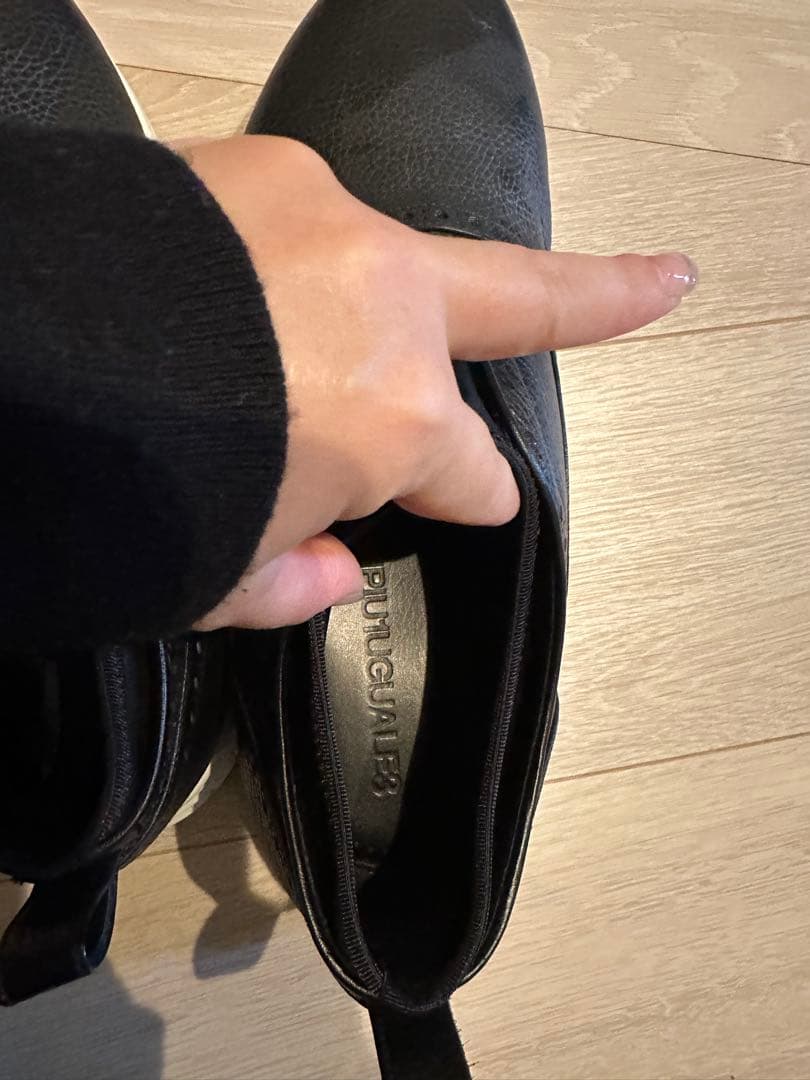 1PIU1UGUALE3の「CLASSIC NEO SLIP ON」黒 靴