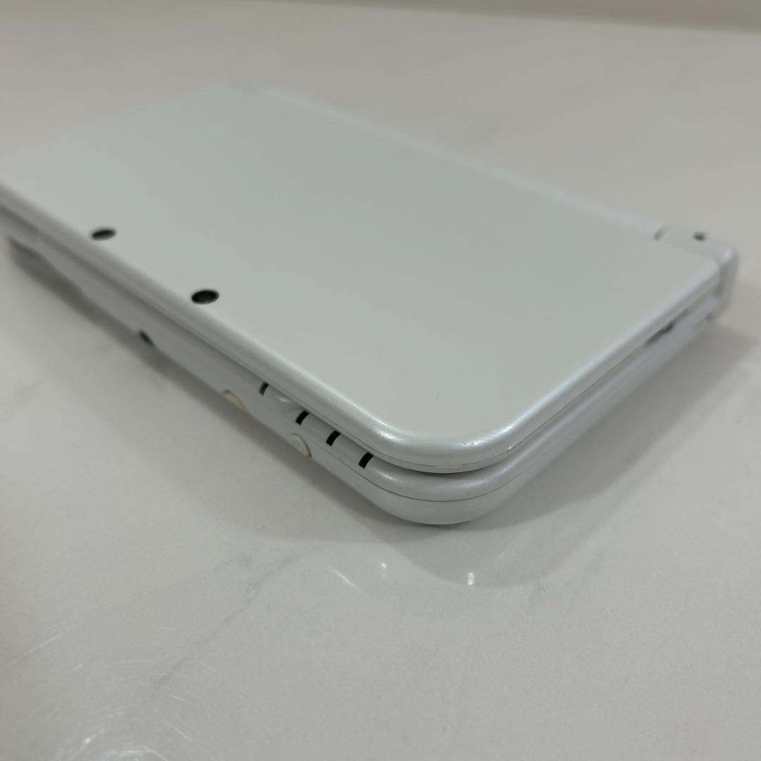 Newニンテンドー　3DSLL パールホワイト