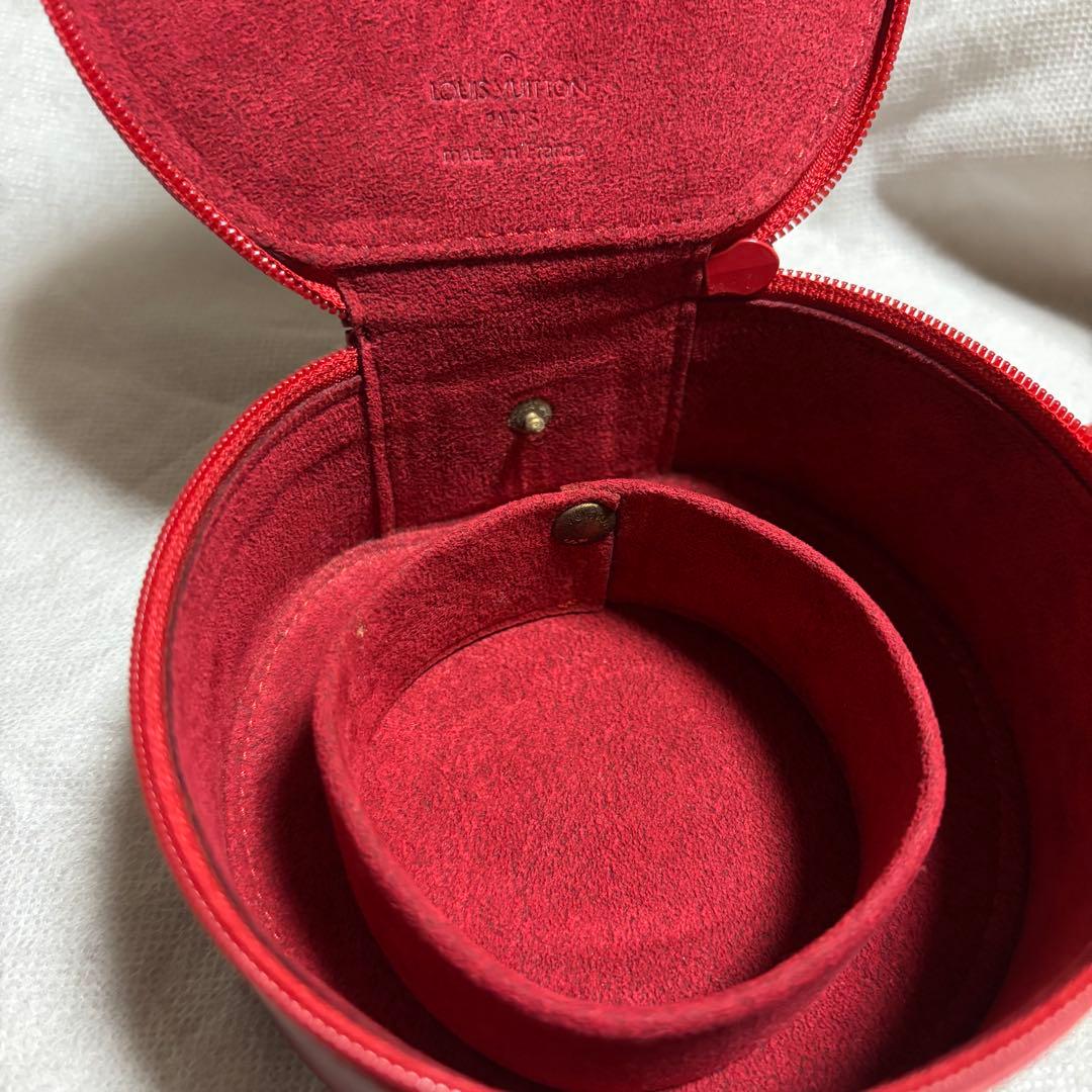 ルイヴィトン エピレザー 赤 ジュエリーケース