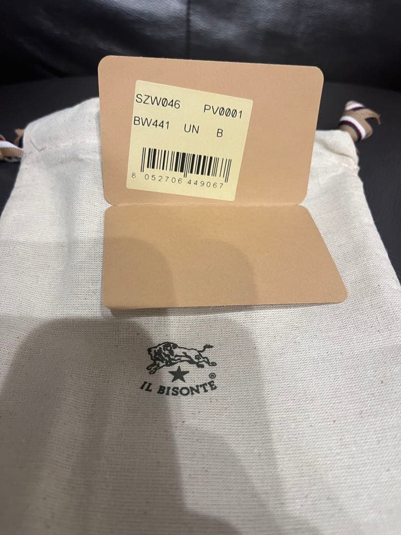 イルビゾンテ SZW046 レザー ラウンドファスナー 長財布【未使用品】