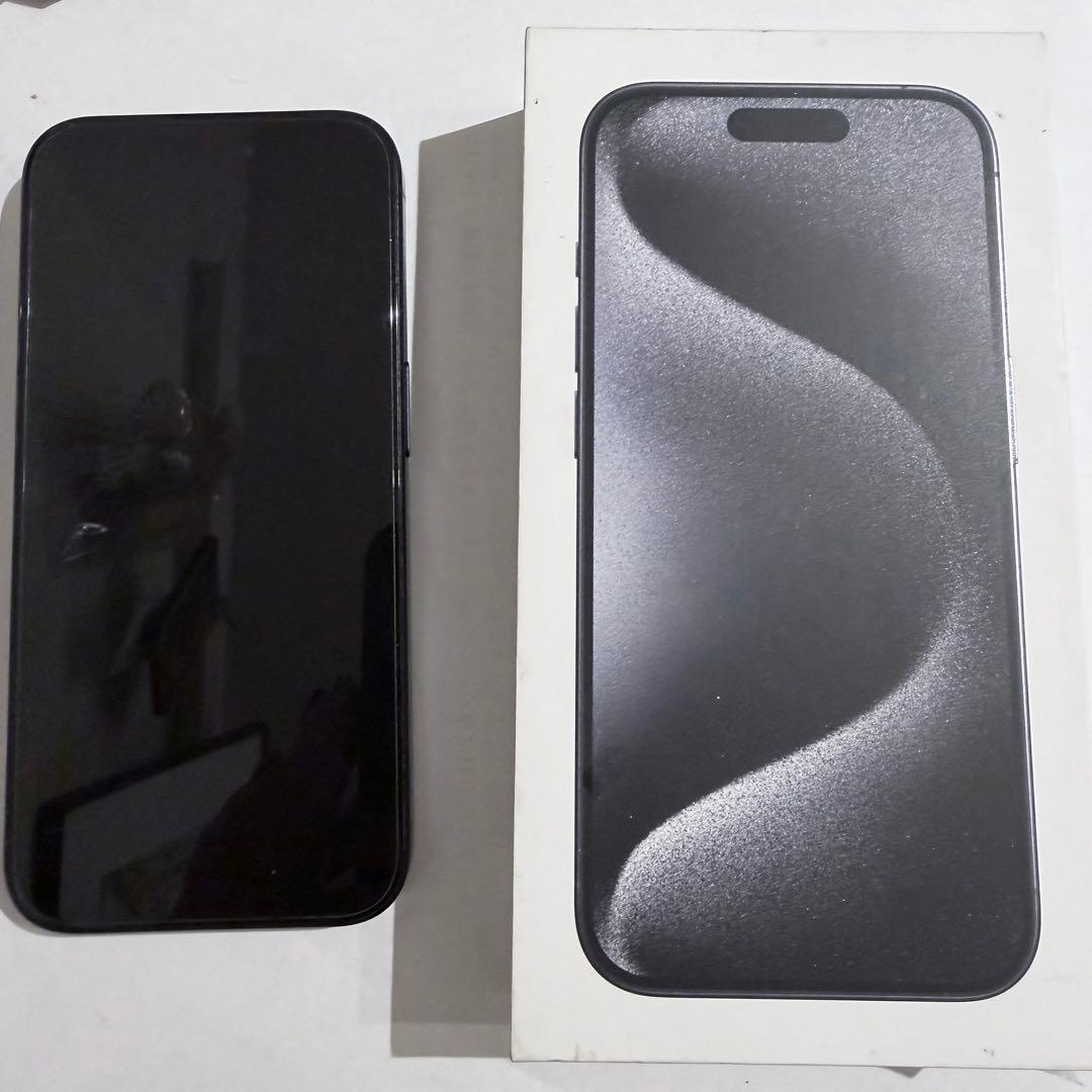 【美品】Apple iPhone15Pro ブルーチタニウム 本体256GB