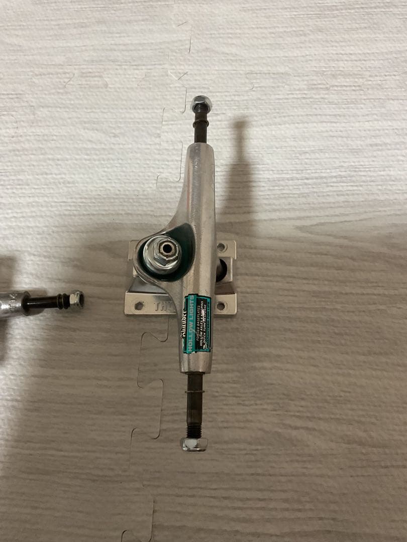 Hollow Light トラック サンダー