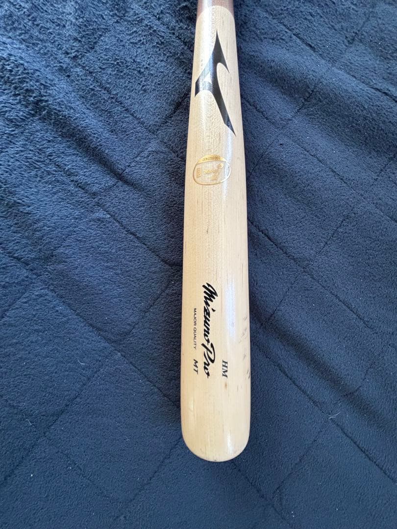 オ*ン様 ミズノプロ　硬式木製バット NPBマーク入り