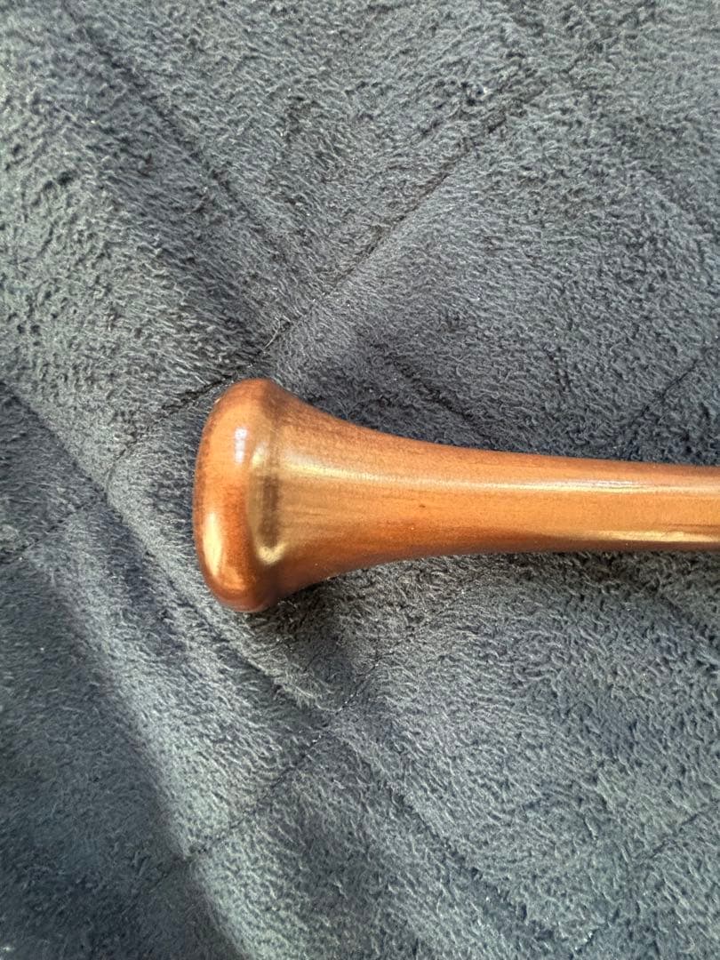 オ*ン様 ミズノプロ　硬式木製バット NPBマーク入り