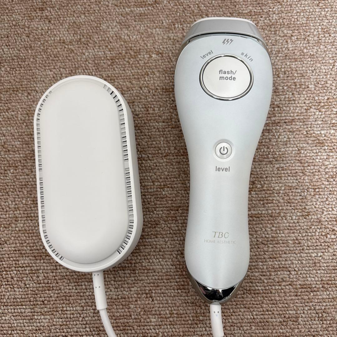 TBC 家庭用脱毛器 ひかりビューティ 3 PRO