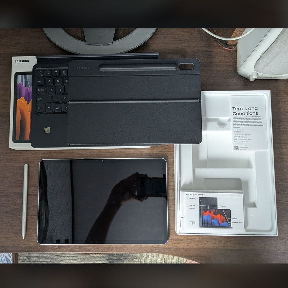 Samsung Galaxy Tab S7 256gb 8gb + ブックカバー