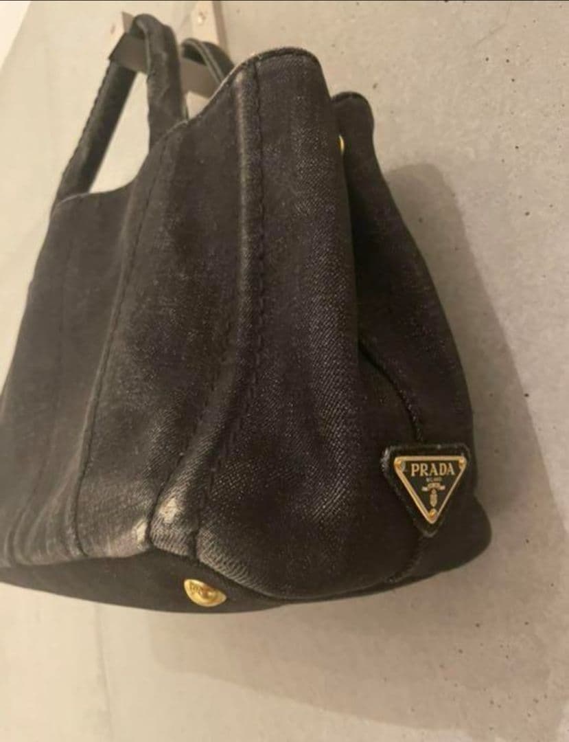prada バッグ　カナパ　S　ブラックデニム