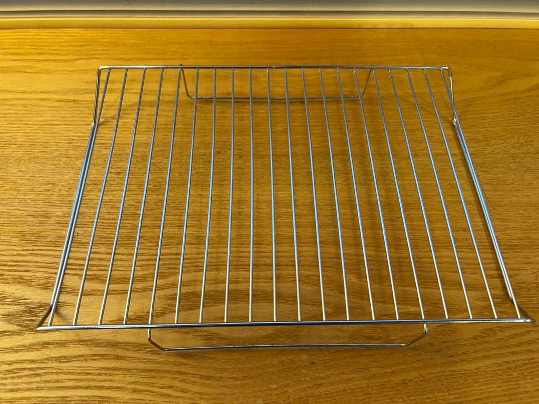 TOSHIBA】過熱水蒸気オーブンレンジ 30L 石窯ドーム｜ER-RD3000