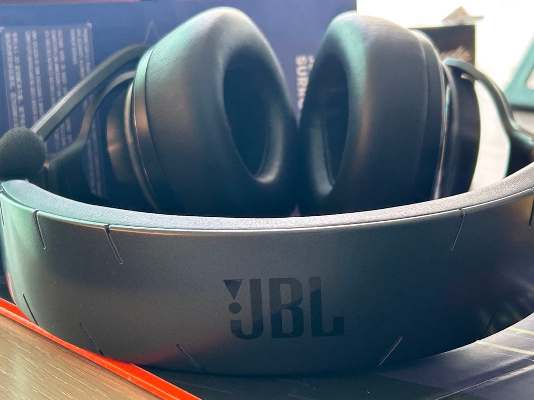 JBL QUANTUM 800 ゲーミングヘッドセット