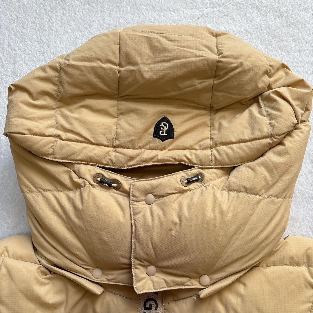 未使用級　現行品　パーリーゲイツ 　ダウン　ジャケット　ベスト　フード　ベージュ