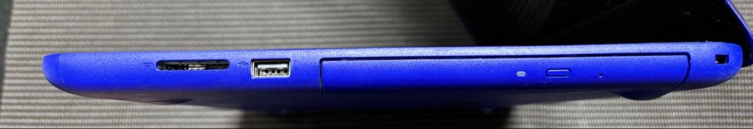 Windowsノート本体 Inspiron 15 5000 AMD A10-9600P 8GB 128GB