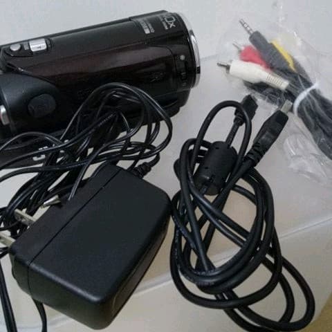 Victor ビデオカメラ GZ-E50-T