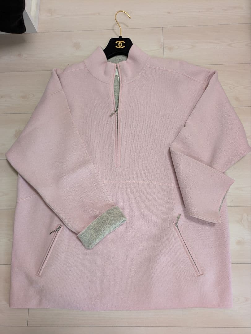 美品 1回着用　ESCADA ウール シルク　カシミヤ セーター　サイズ44