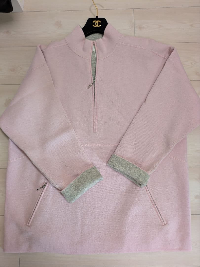 美品 1回着用　ESCADA ウール シルク　カシミヤ セーター　サイズ44