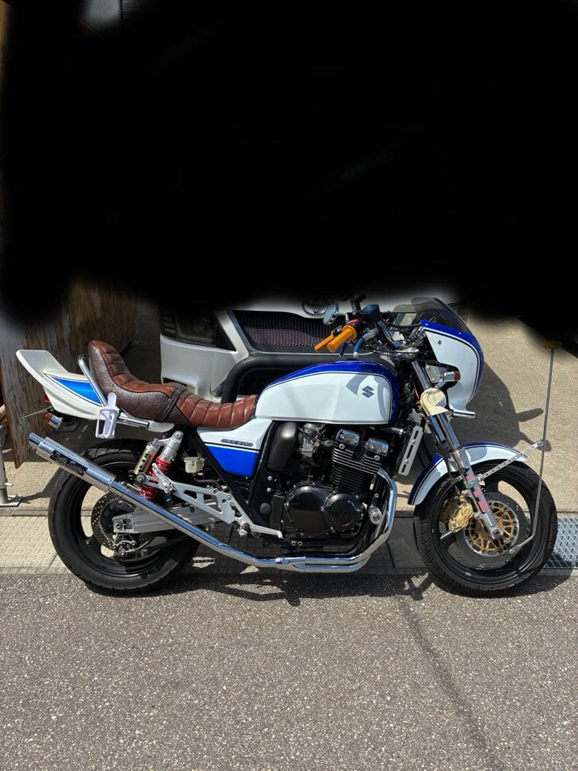 GSX400 インパルス チョビ3段 シート