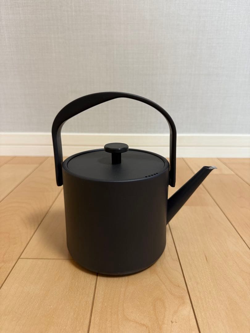 【新品】Russell Hobbs 7106JP-BK 電気ケトル