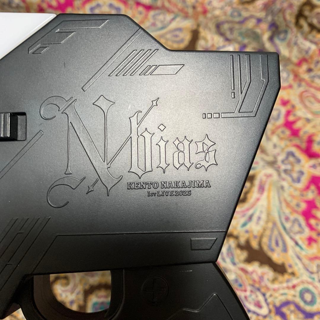 ピカレスクの銃口　中島健人　ペンライト