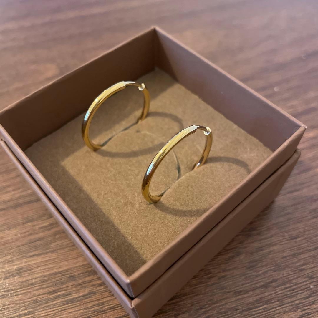 MARIA BLACK ゴールド フープピアス