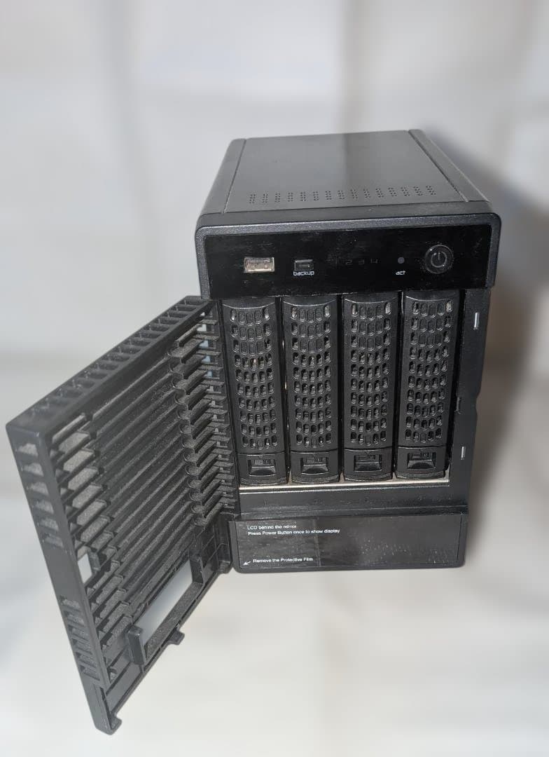 【NAS】NETGEAR ReadyNAS 104
