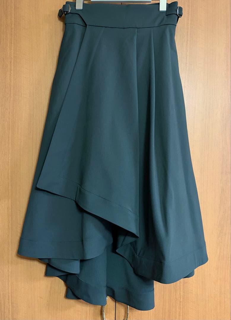 【新品未使用】New Balance MET24 Gurkha Skirt