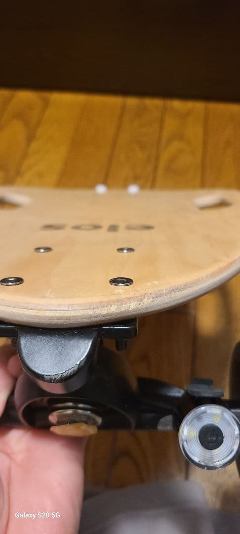 Elos スケートボード ミニクルーザー／前後ライト付き