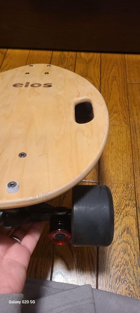 Elos スケートボード ミニクルーザー／前後ライト付き