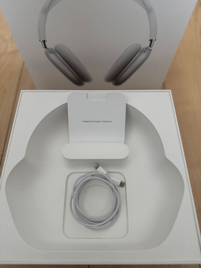 ヘッドホン Apple AirPods Max