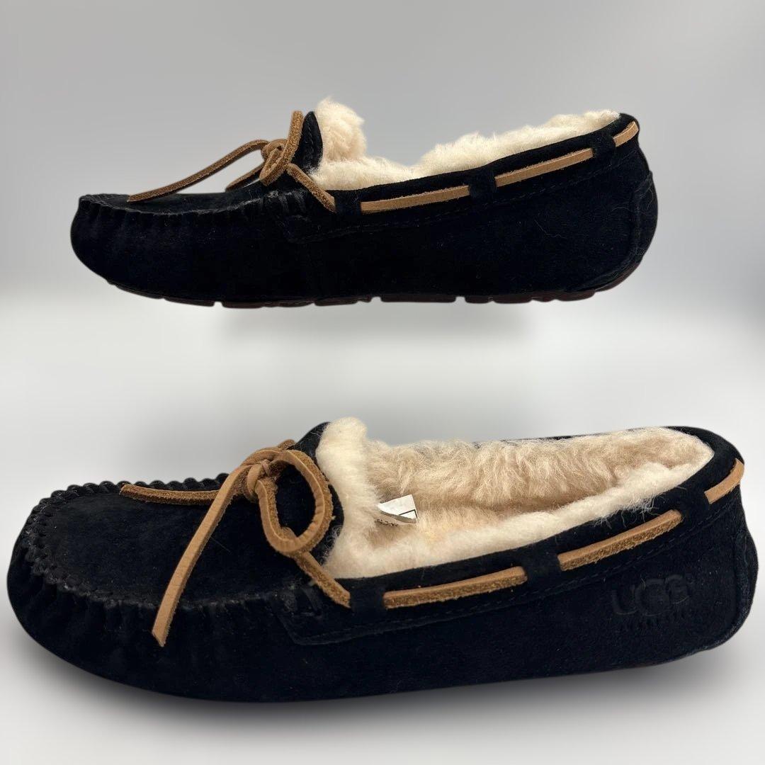 極美品✨UGG アグ　ブラック　リボン　モカシン　ムートン　フラットシューズ