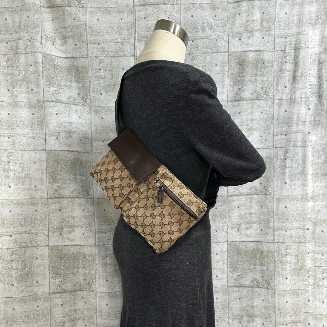 GUCCI グッチ GGキャンバス ボディバッグ ウエストバッグ シルバー金具