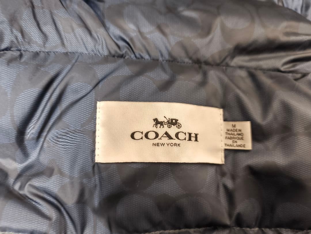 COACHダウンジャケット フード付き