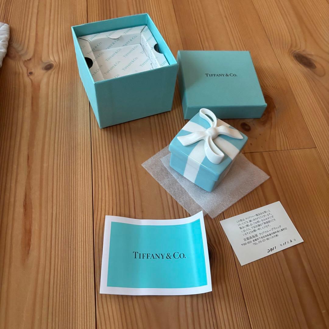 【新品未使用】TIFFANY＆Co. ミニブルーボウボックス 小物入れ 陶器