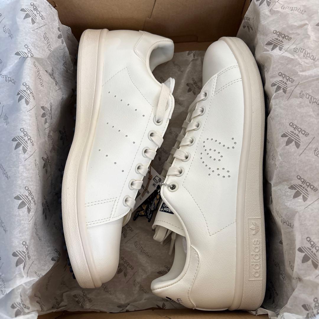 新品　未使用　箱なし　チャーム付き　スタンスミス　マルボンゴルフ25.5cm