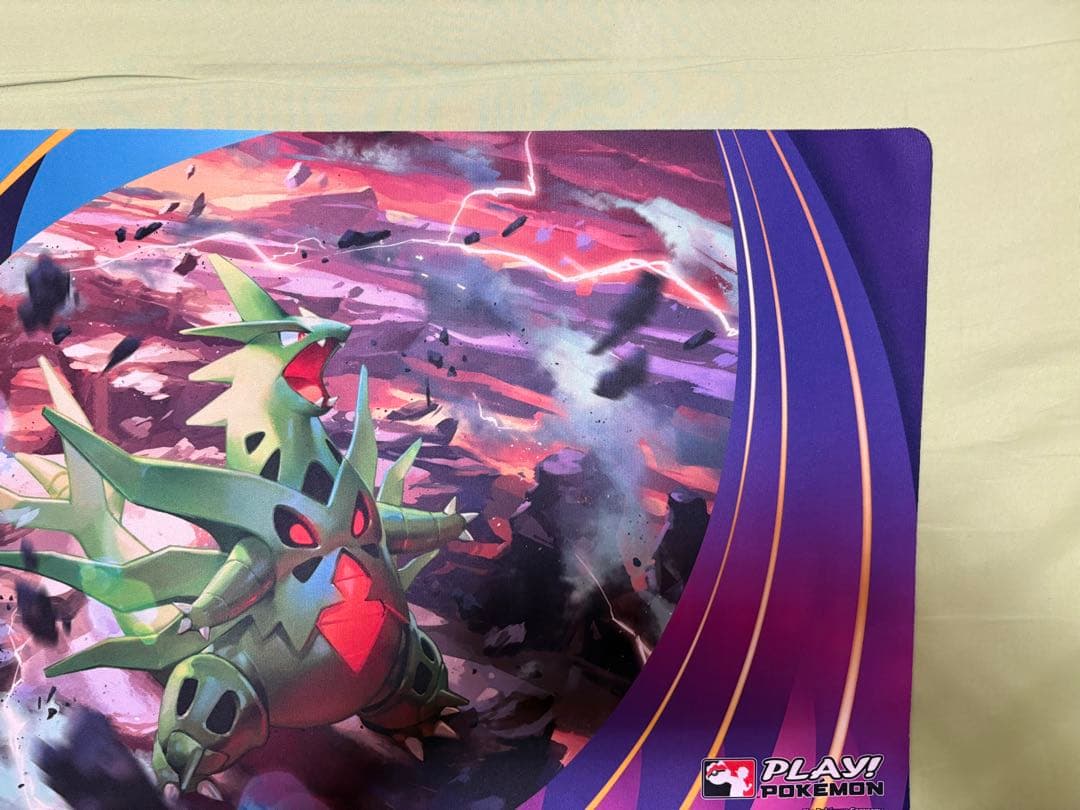 ポケモンカード　海外　プレイマット　バンギラス