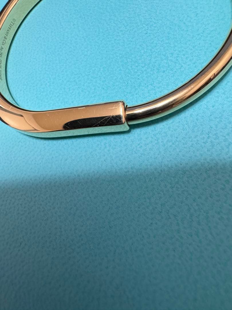 ティファニーロック　バングル　イエローゴールド