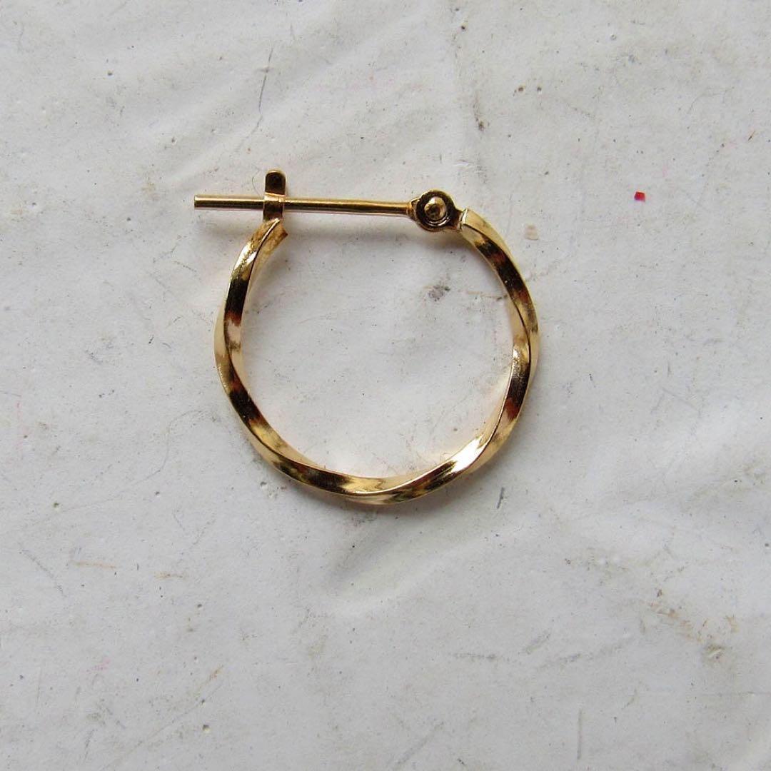K18 18K ピアス フープ フープピアス 18金 ゴールド ツイスト