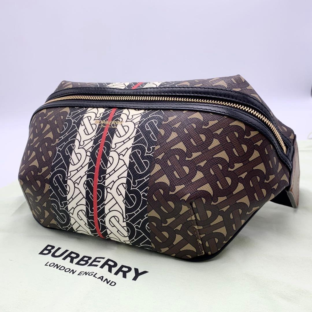 極美品 保存袋付きBurberry バーバリー TBモノグラム ボディバッグ