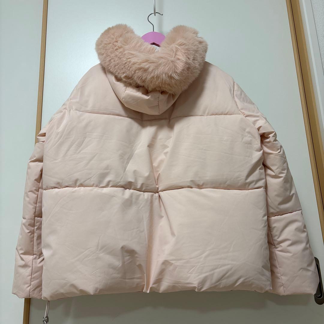 ファー付きピンクダウンジャケット
