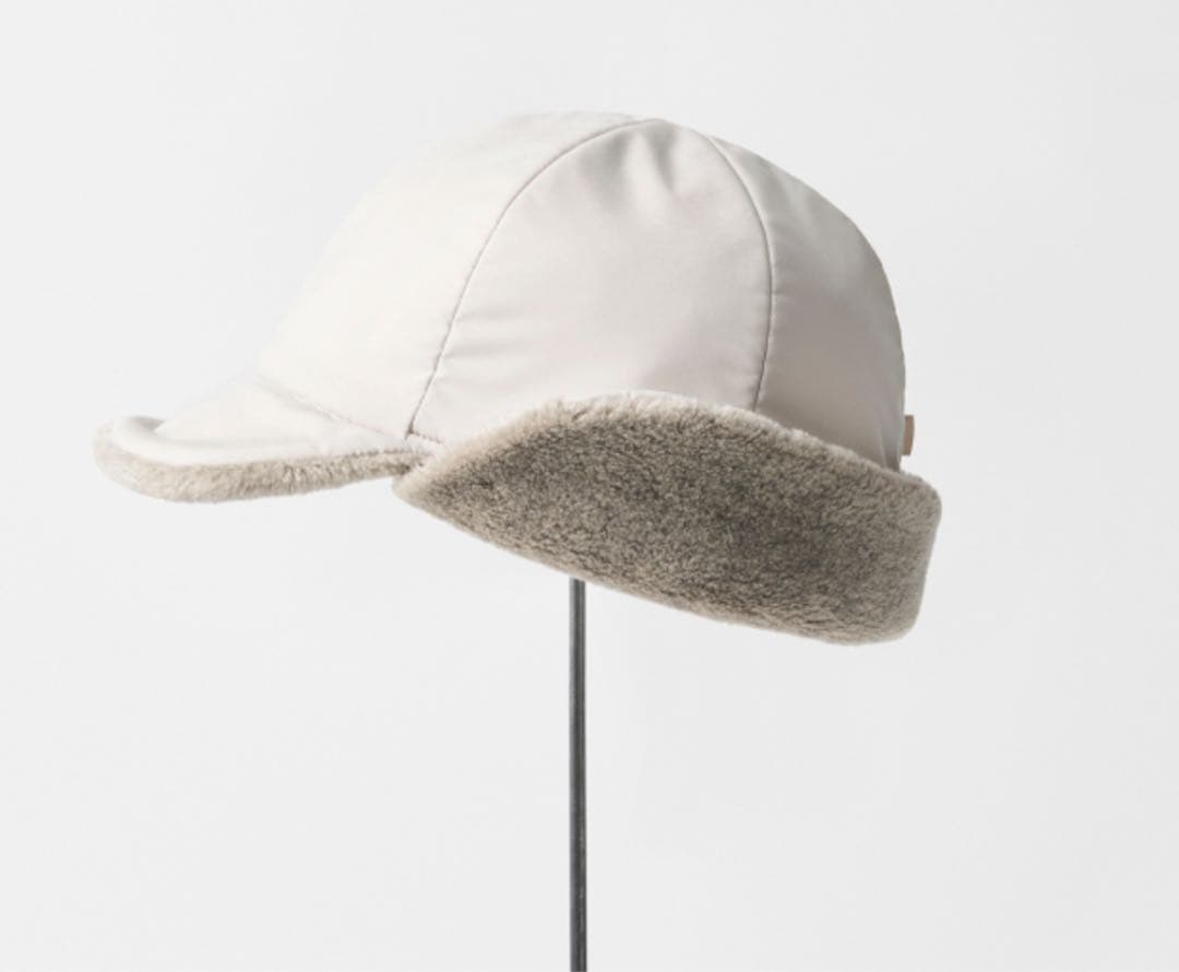 マチュアーハ_ eco padded cap White