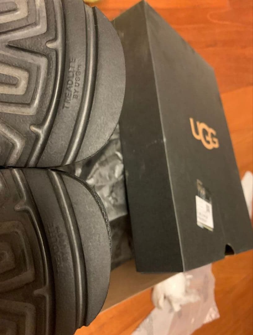 UGG/アグ/M CLASSIC SLIP-ON/クラシック スリッポン