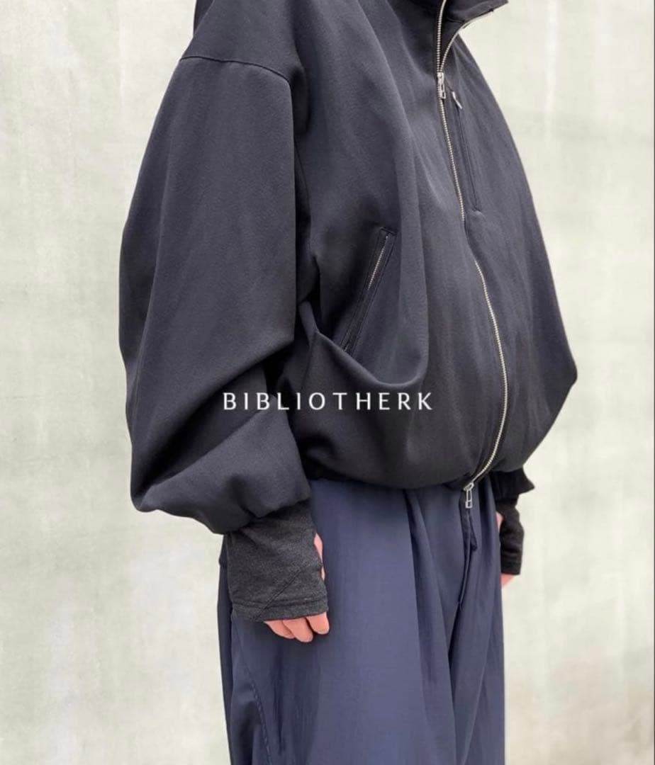 d*3様 GARDEN別注 BIBLIOTHERK DRAPED TRACKSU