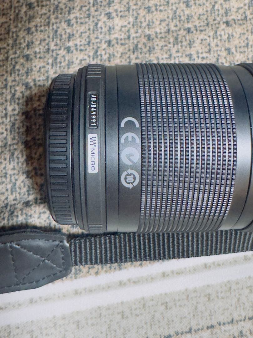 Olympus ミラーレス一眼カメラ 交換レンズ付き